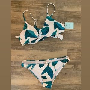 Cupshe leaf print wrap bikini size M